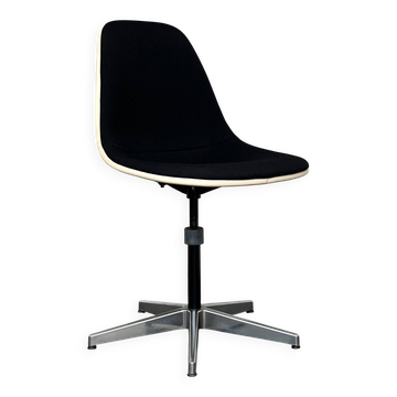 Office chair model PSCC by R and C. Eames for H. Miller, 1960s.