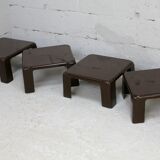 Mario Bellini. Suite of 4 pull-out coffee tables "Gatti", published by C&B Italia, circa 1970.