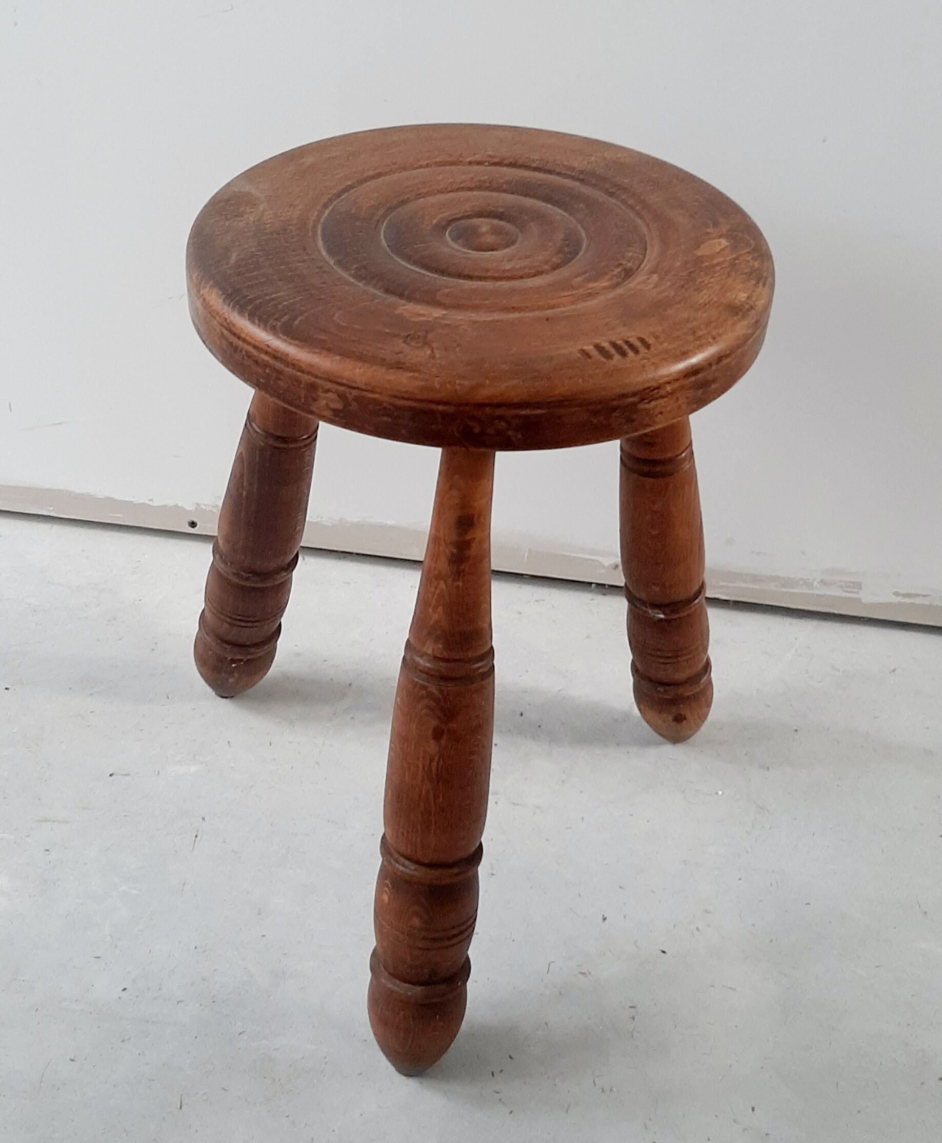 50s tripod farm stool