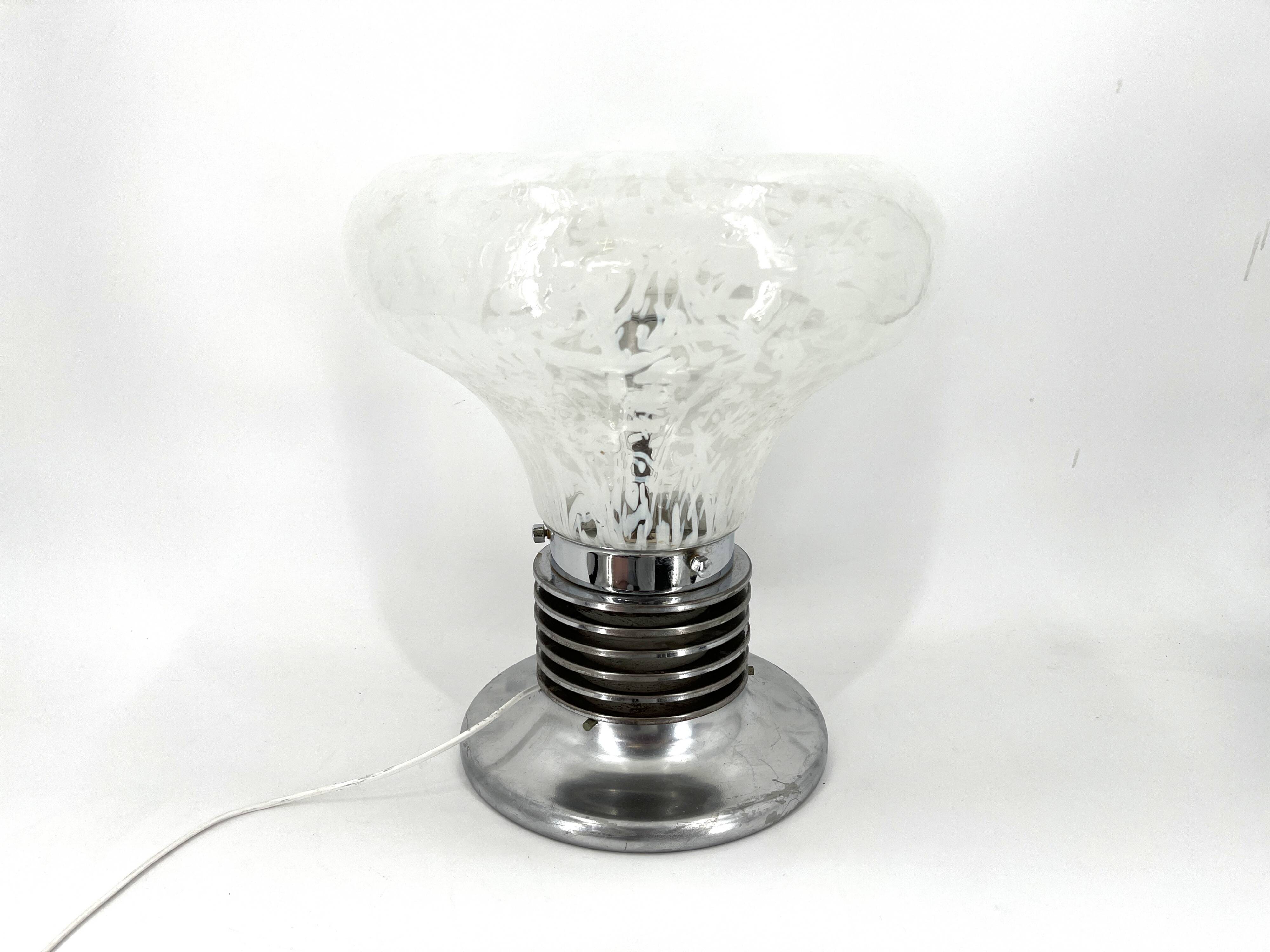 Lampe de table vintage « ampoule » par Mazzega, années 1970