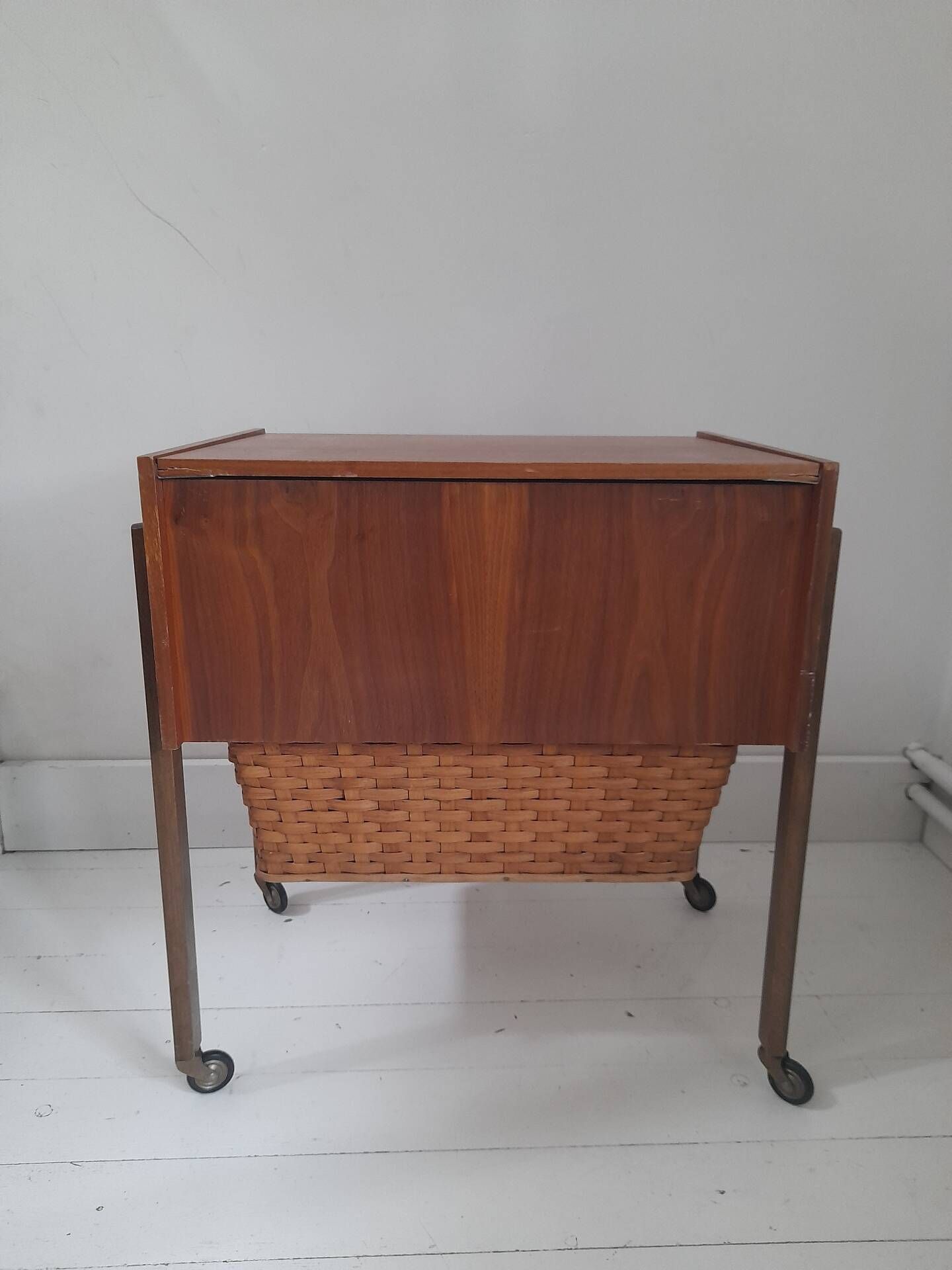 Meuble de couture scandinave teck années 60