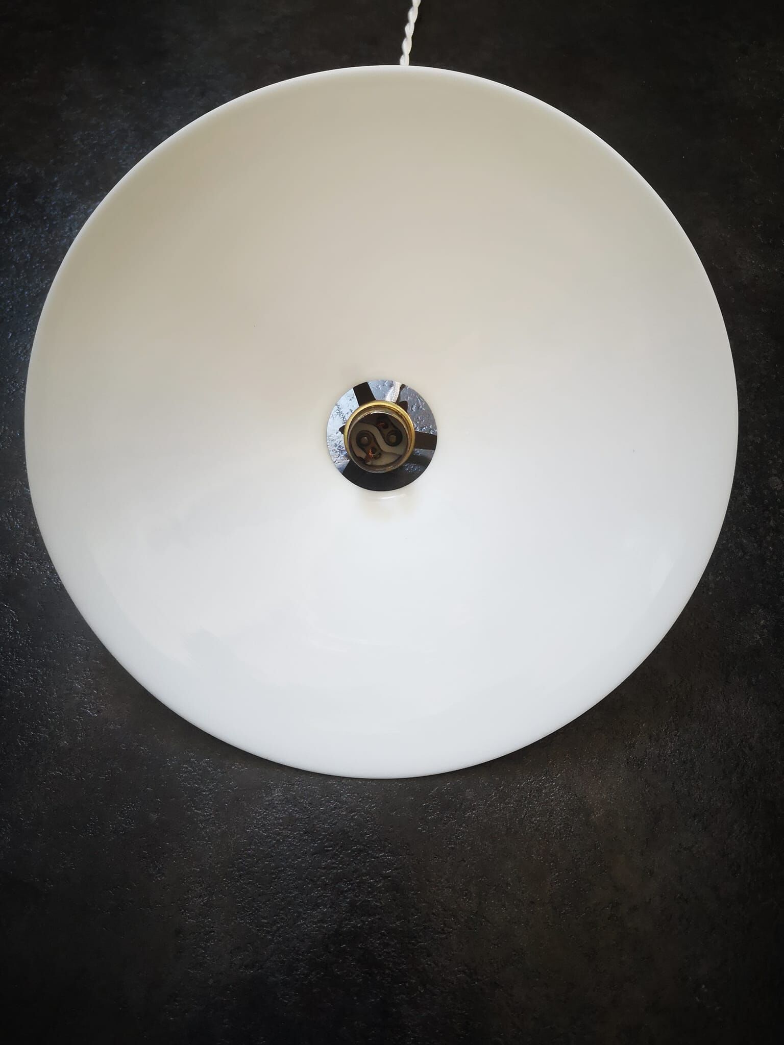 Ancienne suspension baladeuse en opaline blanche art déco 1930 ø 24.7 cm