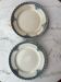 2 assiettes en faïence ancienne - Modèle rare