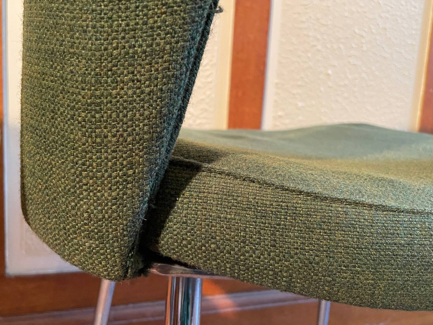 2 chaises de conférence vintage