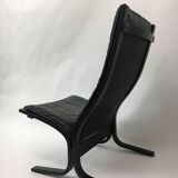 Mid-Century design black leather lounge chair by Ingmar Relling for Westnof