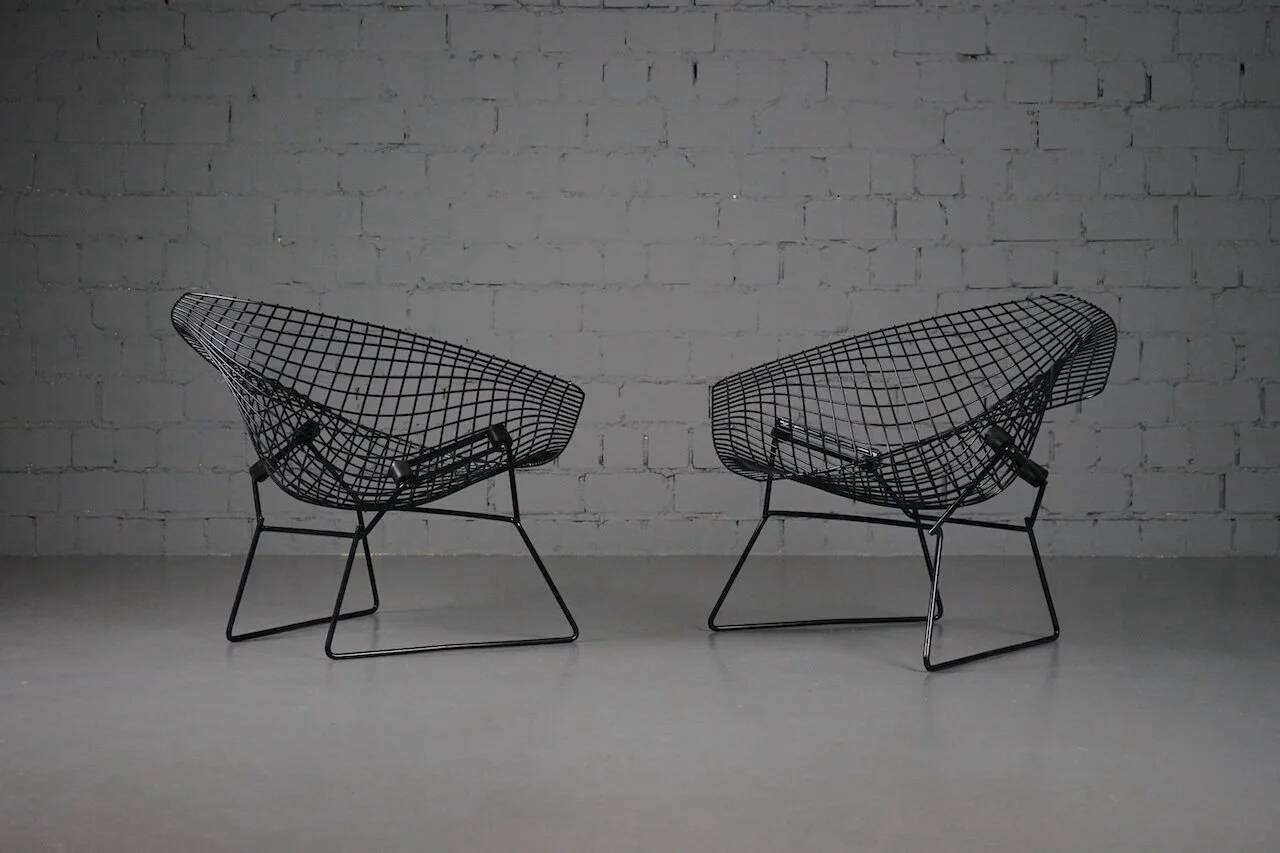 Diamond chair model 422 by Harry Bertoia for Knoll Int. (2/3)