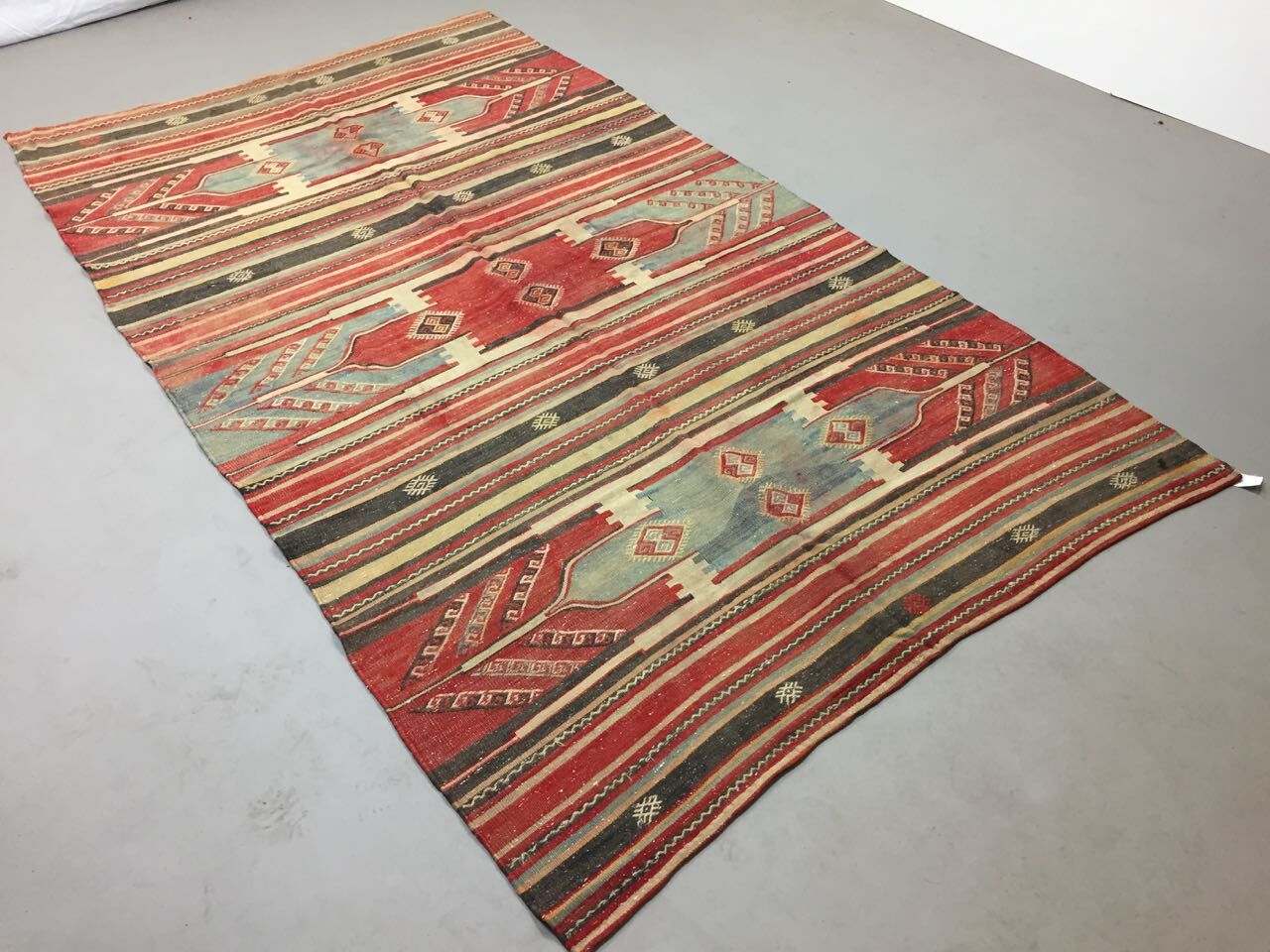 Turkish kilim rug 285x160 cm