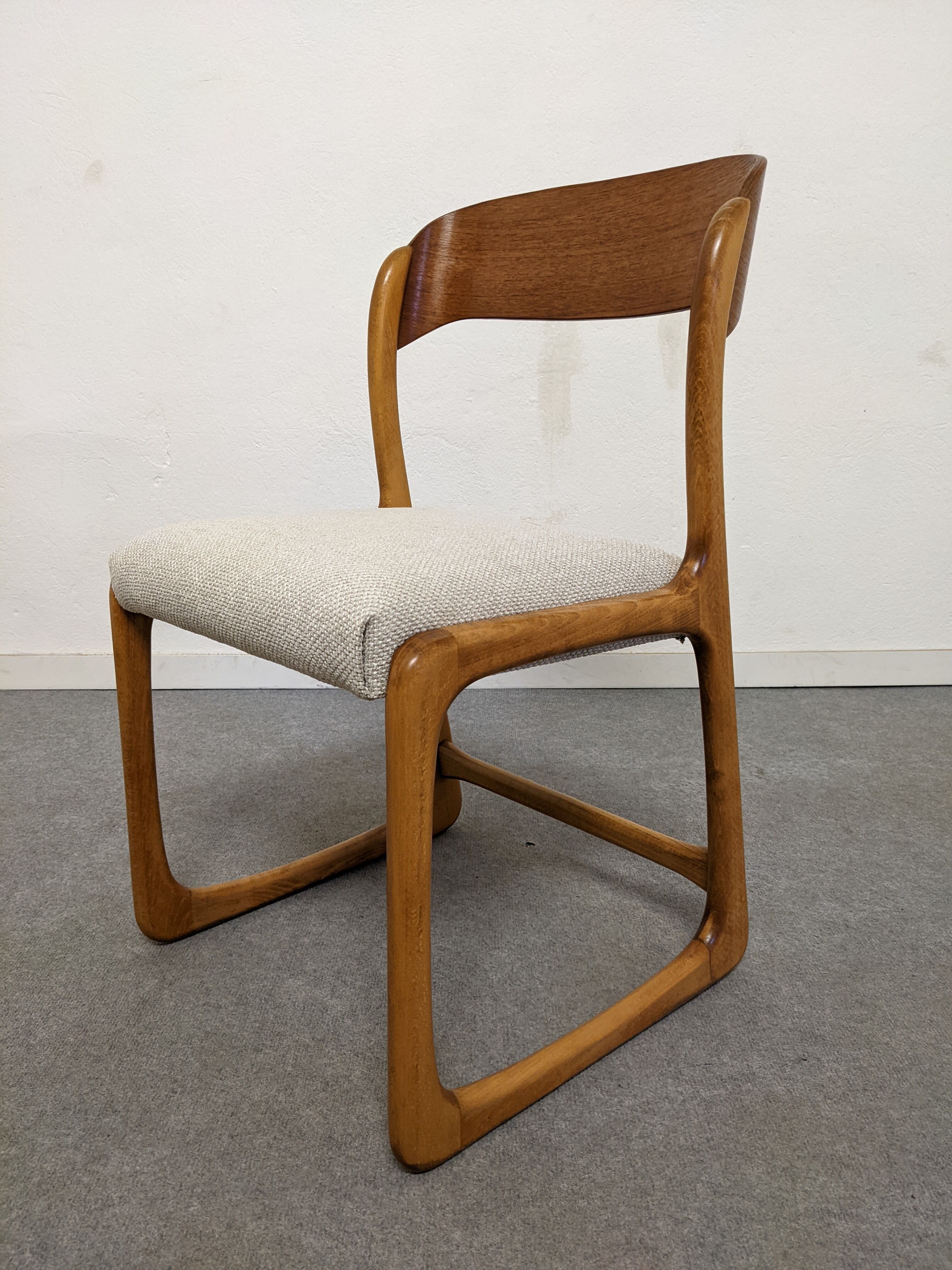 Series of 6 Baumann sleigh chairs from the 60s/70s
