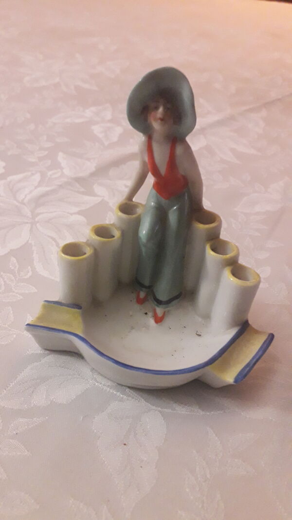 Cendrier porcelaine publicitaire ,bords de mer