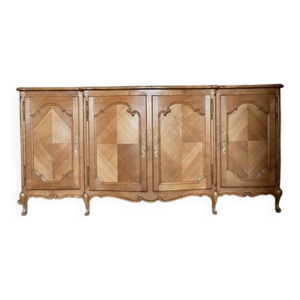 Buffet latéral prestigieux