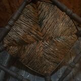 Chaise en bois ancien