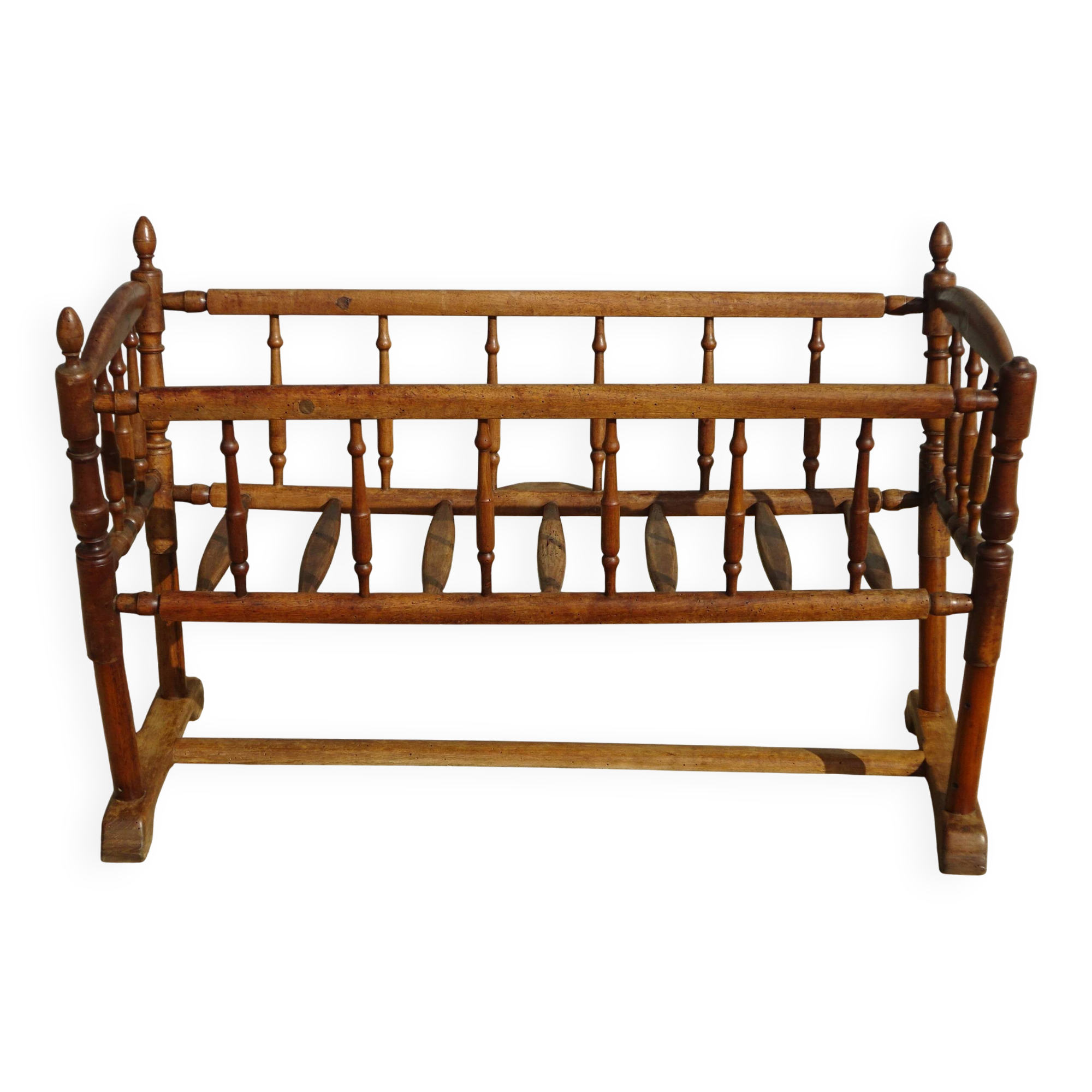 Old wooden cradle, all in walnut