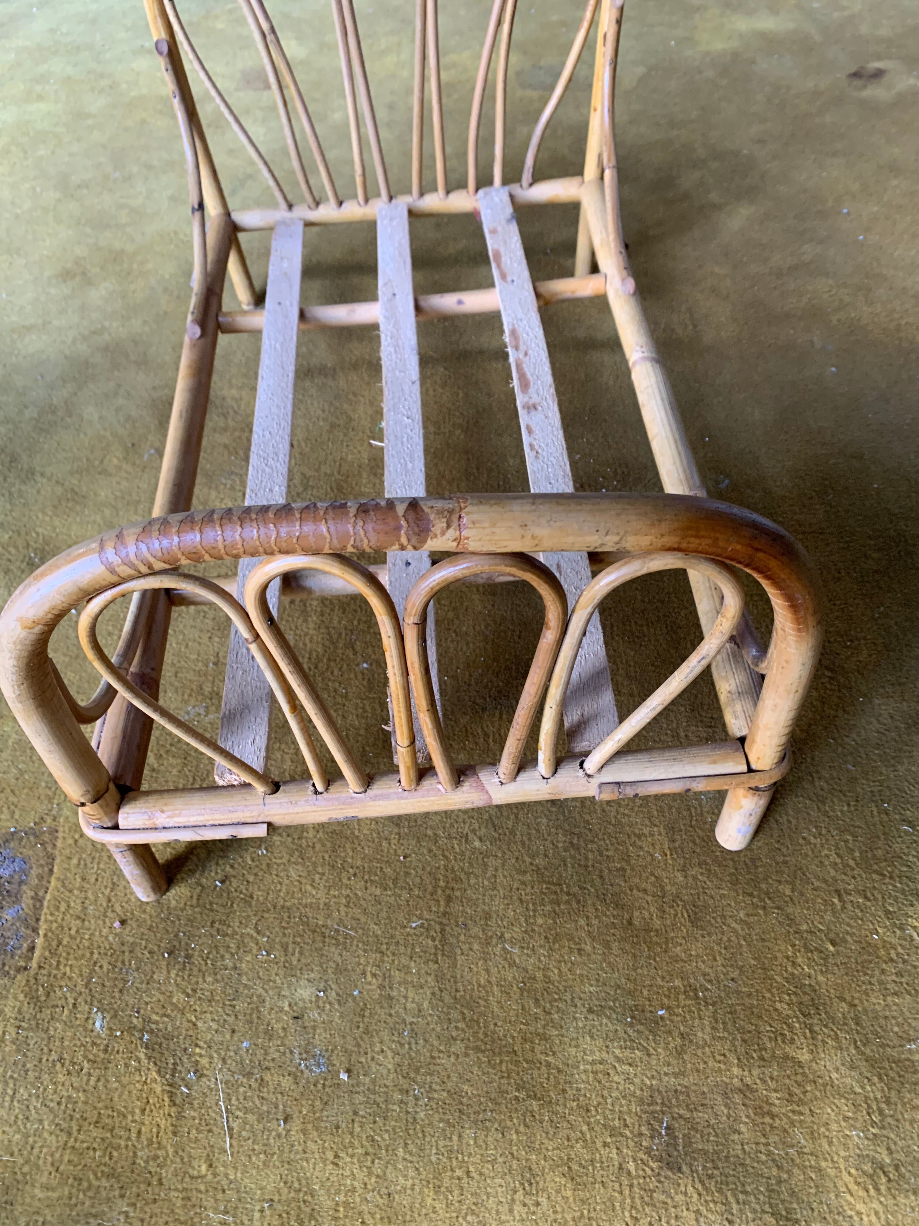 Doll rattan bed