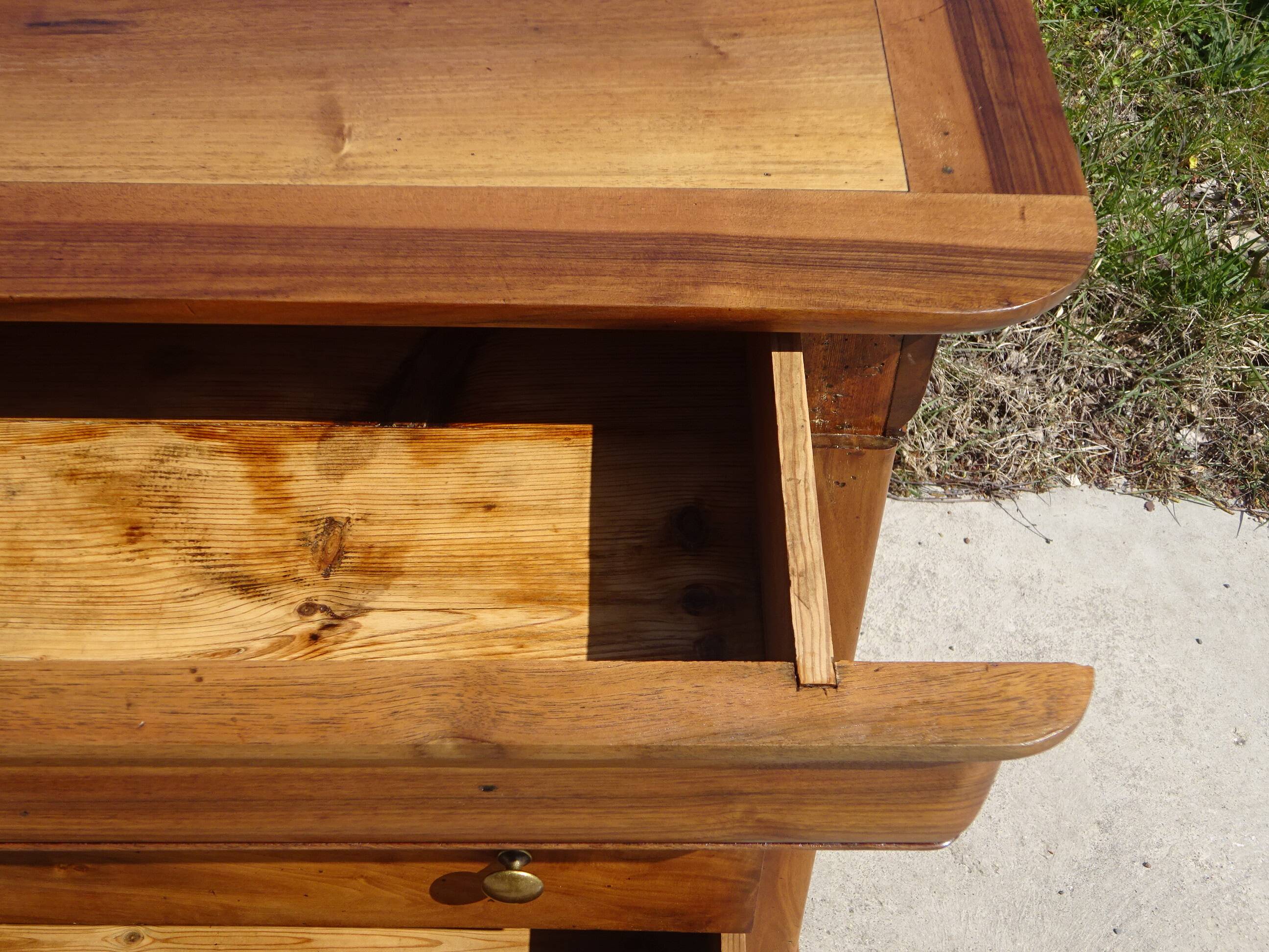 Louis Philippe chest of drawers in solid walnut