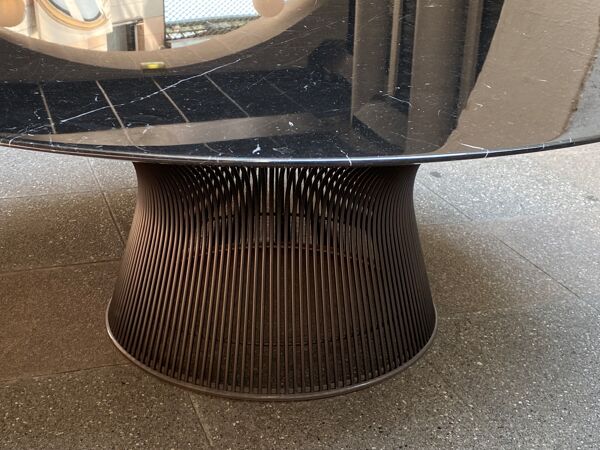 Table basse par Warren Platner - Edition limitée Knoll bronze 2020