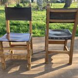 Paire de chaises espagnoles en cuir et bois sculpté – Style Renaissance, XX