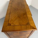 Antique marquetry chest of drawers from the transition period at the end of the 18th century, with 3 wooden drawers.