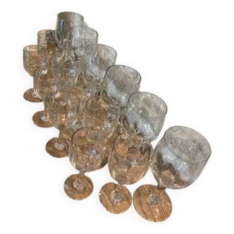 Service de 15 verres en cristal anciens