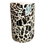 Vase en ciment blanc