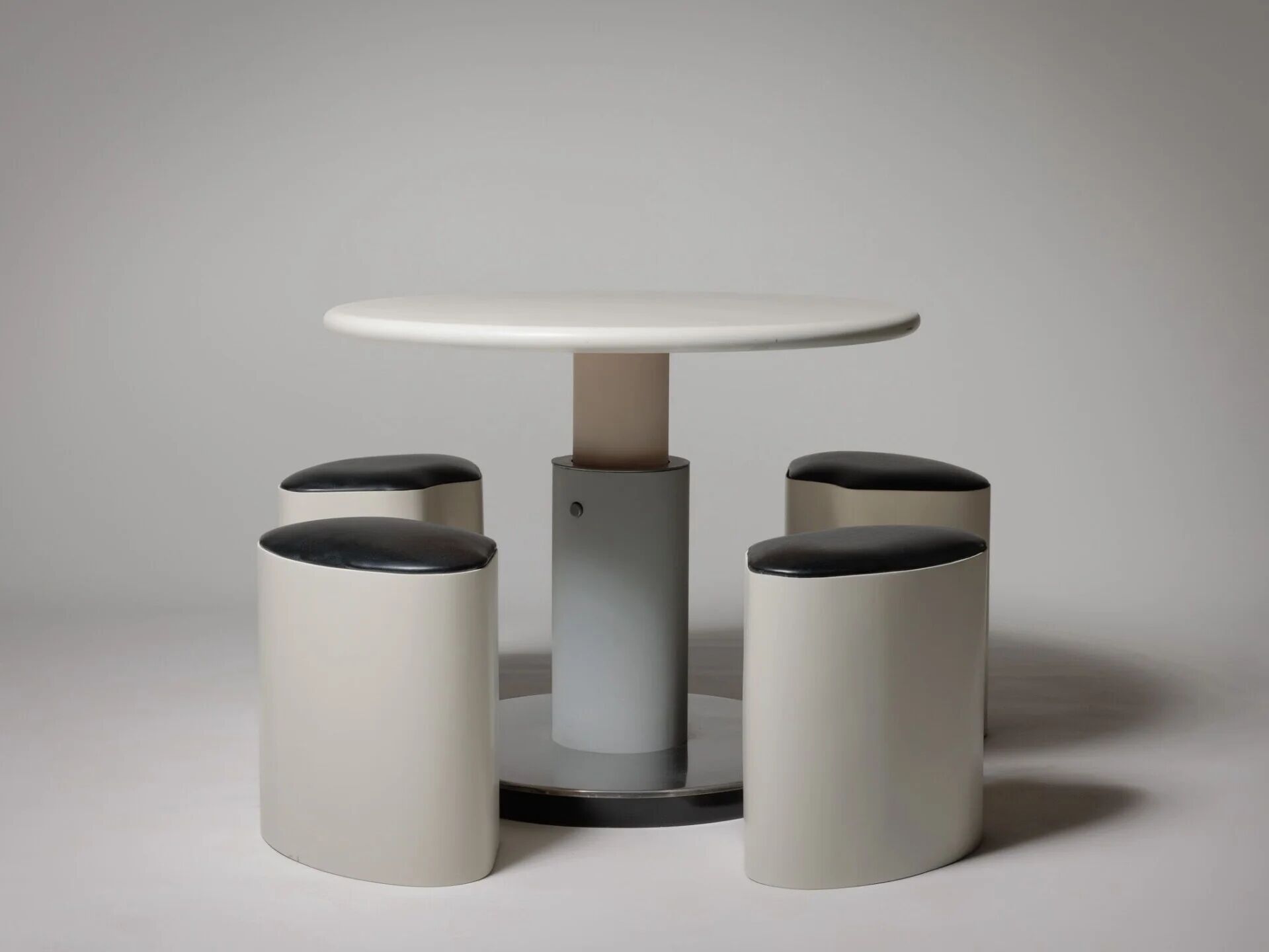 Space age height adjustable dining table, Italy 70s