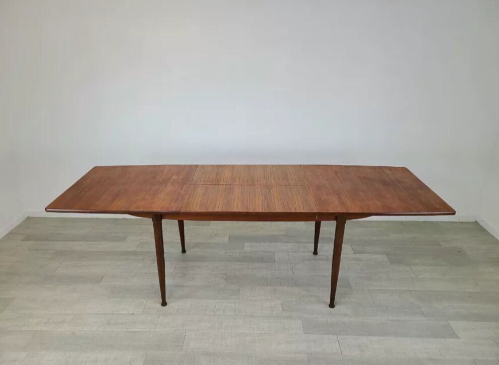 Dining table scandinavian in teak 1960s