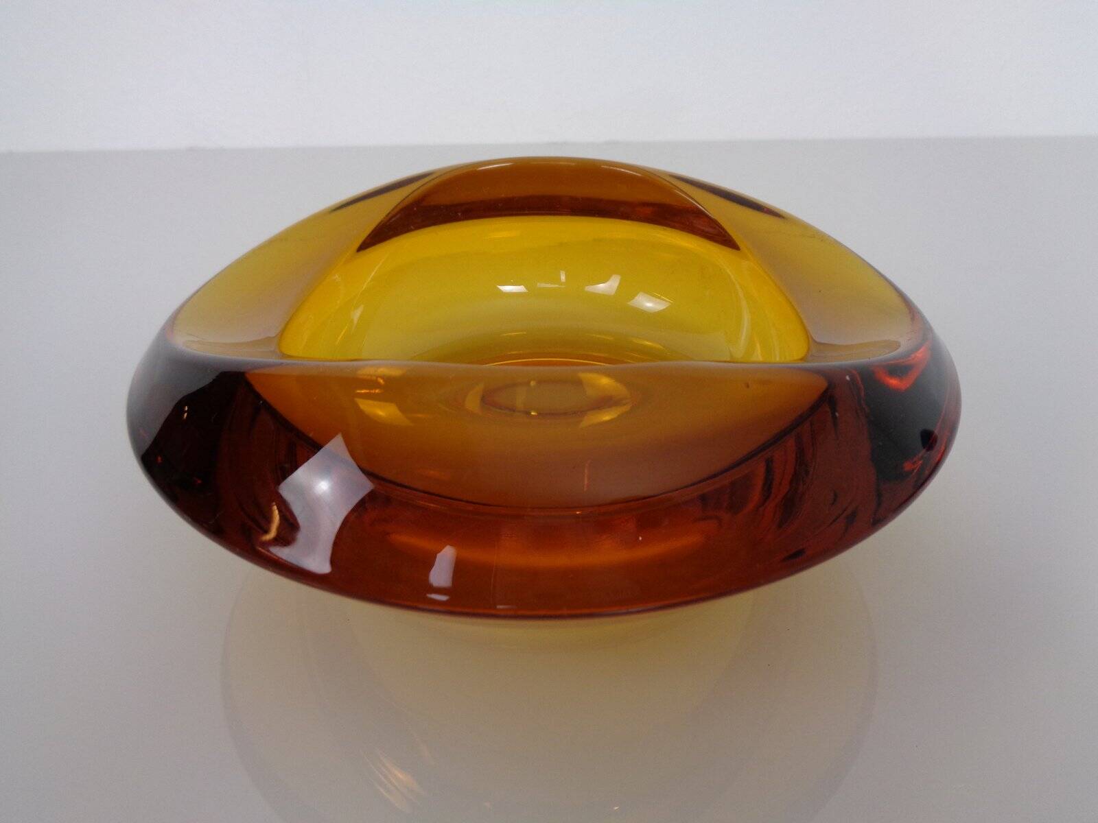 Amber and Blue Sklo Union Glass Ashtrays by Rudolf Jurnikl, Czechoslovakia, 1960s, Set of 2