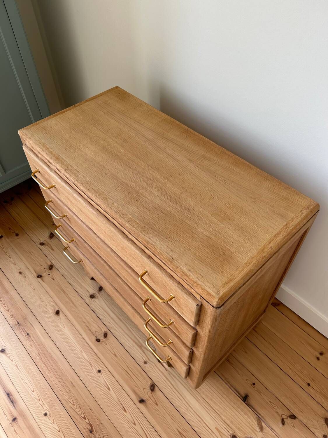 Commode vintage en chêne brut (rénovée)