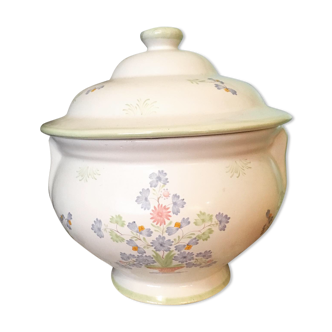 Vintage soup tureen