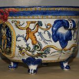 Cache-pot "poséidon" de faïence de Gien