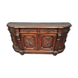 Half-moon style half-moon style sideboard Renaissance in solid walnut around 1850