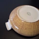 Very beautiful old soup tureen from Villeroy & Boch in very good condition.