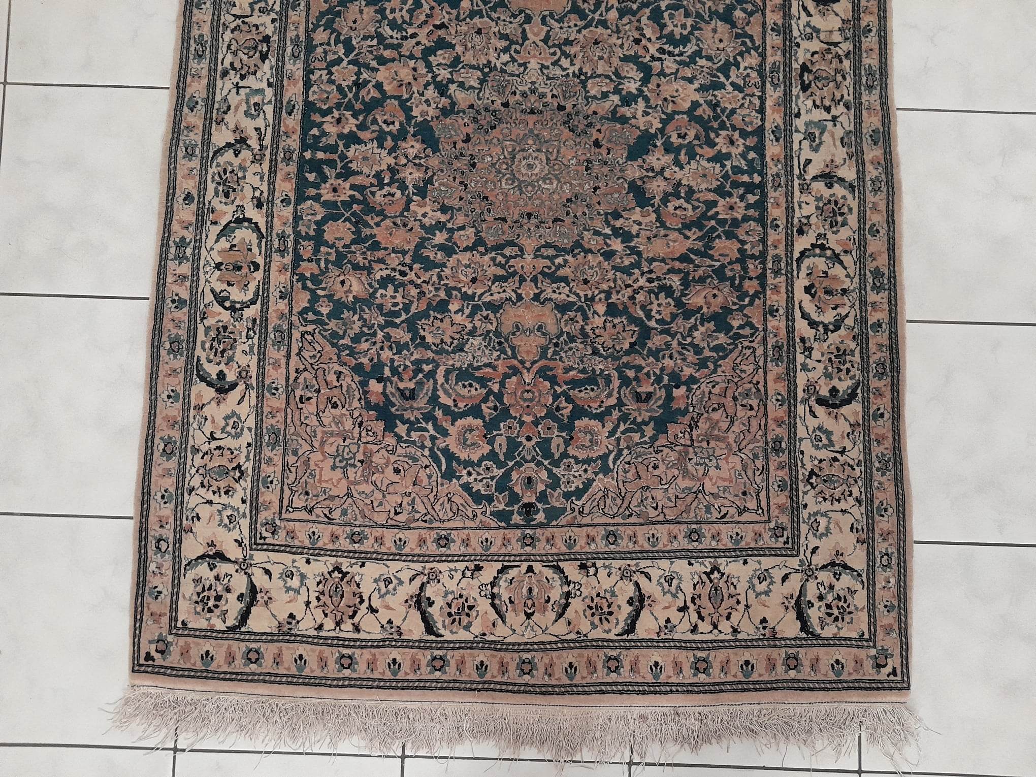 Handmade Pakistani Nain rug 166x116cm