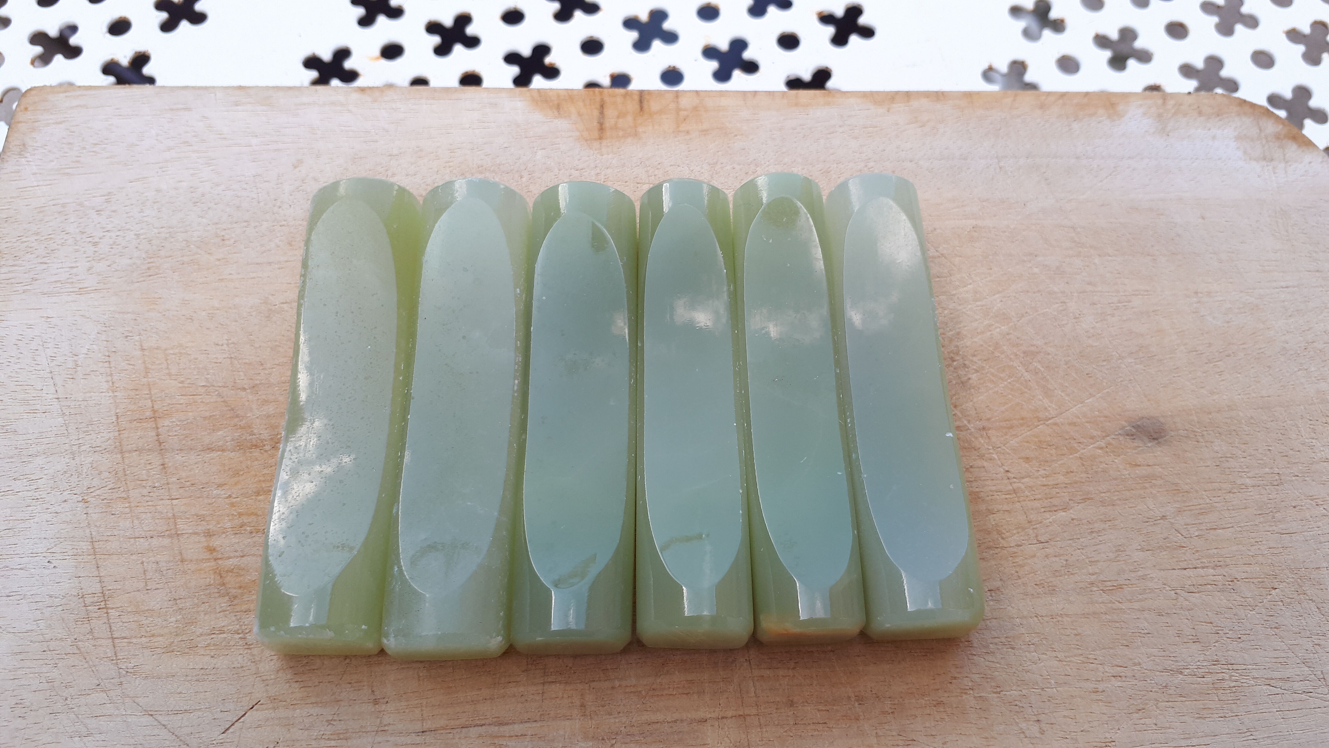 Jade style natural stone knife holder (6 pieces)