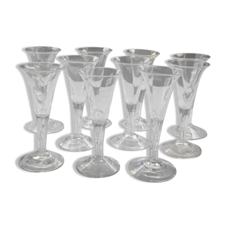 Set of 10 crystal walking glasses, eighteenth period, very beautiful condition.