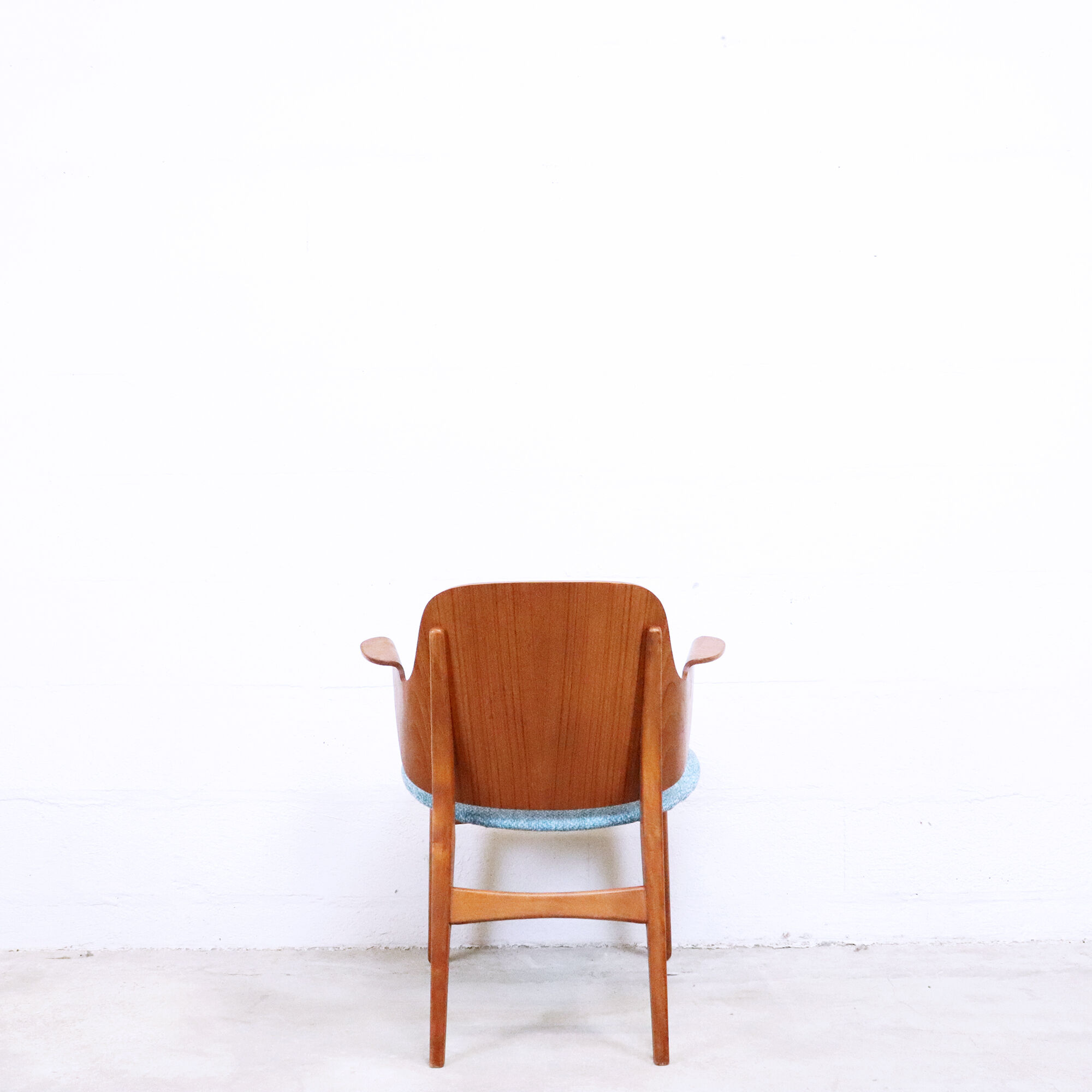 Armchair 107 by Hans Olsen, Denmark