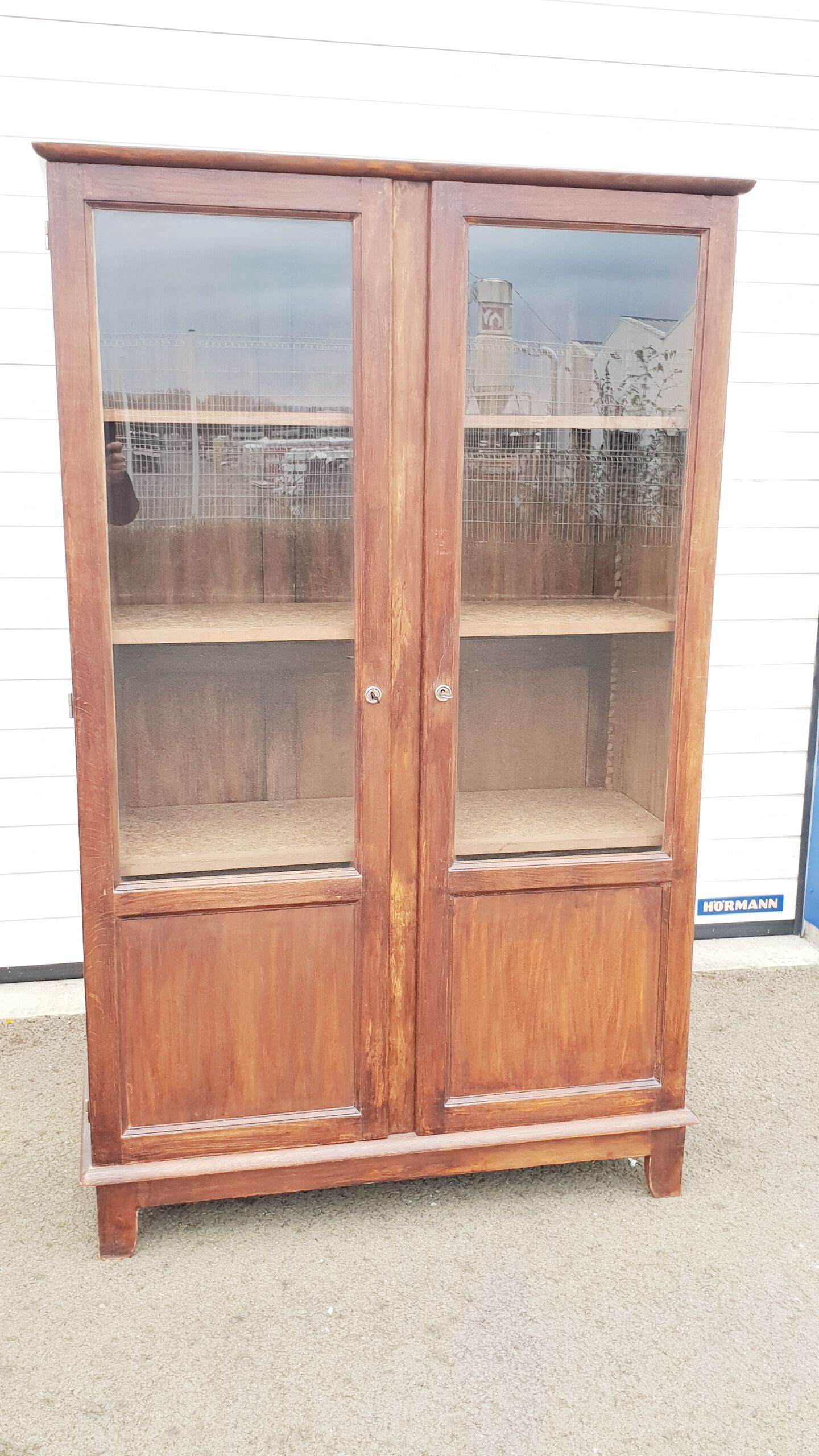 Armoire vitrée vintage