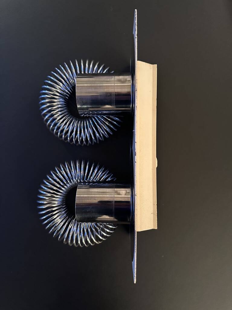 Double "spring" wall light Andréa Lazzari. Vintage.