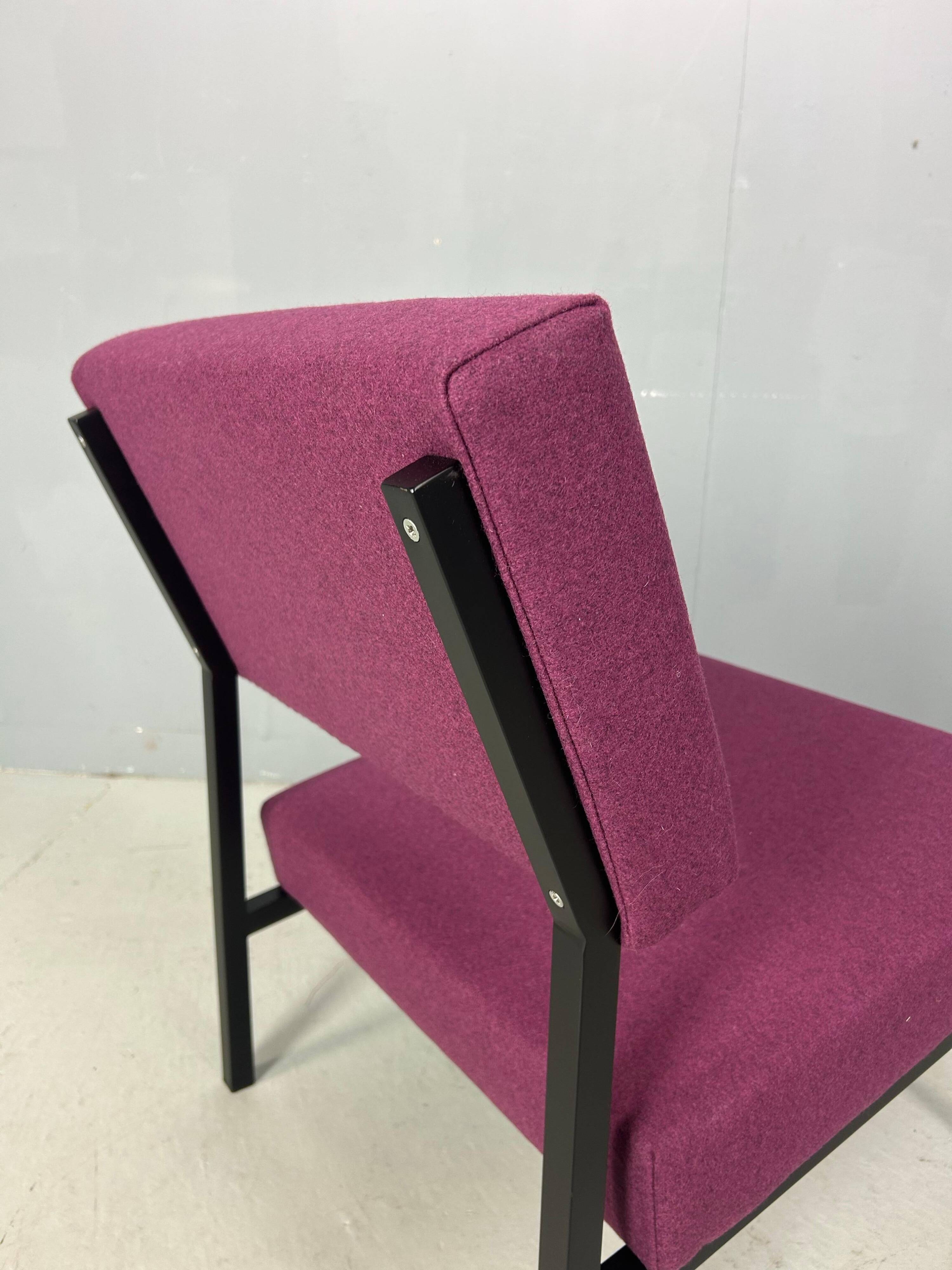 Gijs Van Der Sluis Eggplant colored Lounge Chair model 36 ZA, 1961