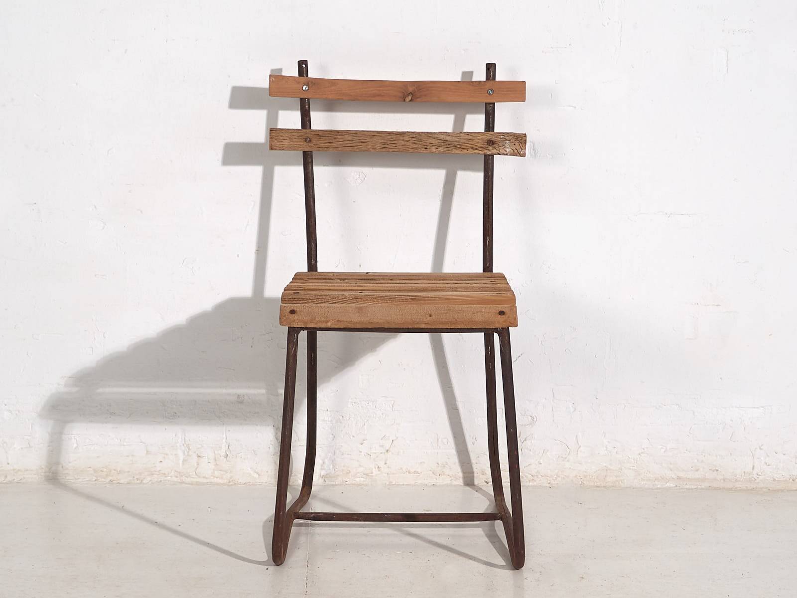 Antique garden chairs (c.1920). Set of 2 pieces no. 2
