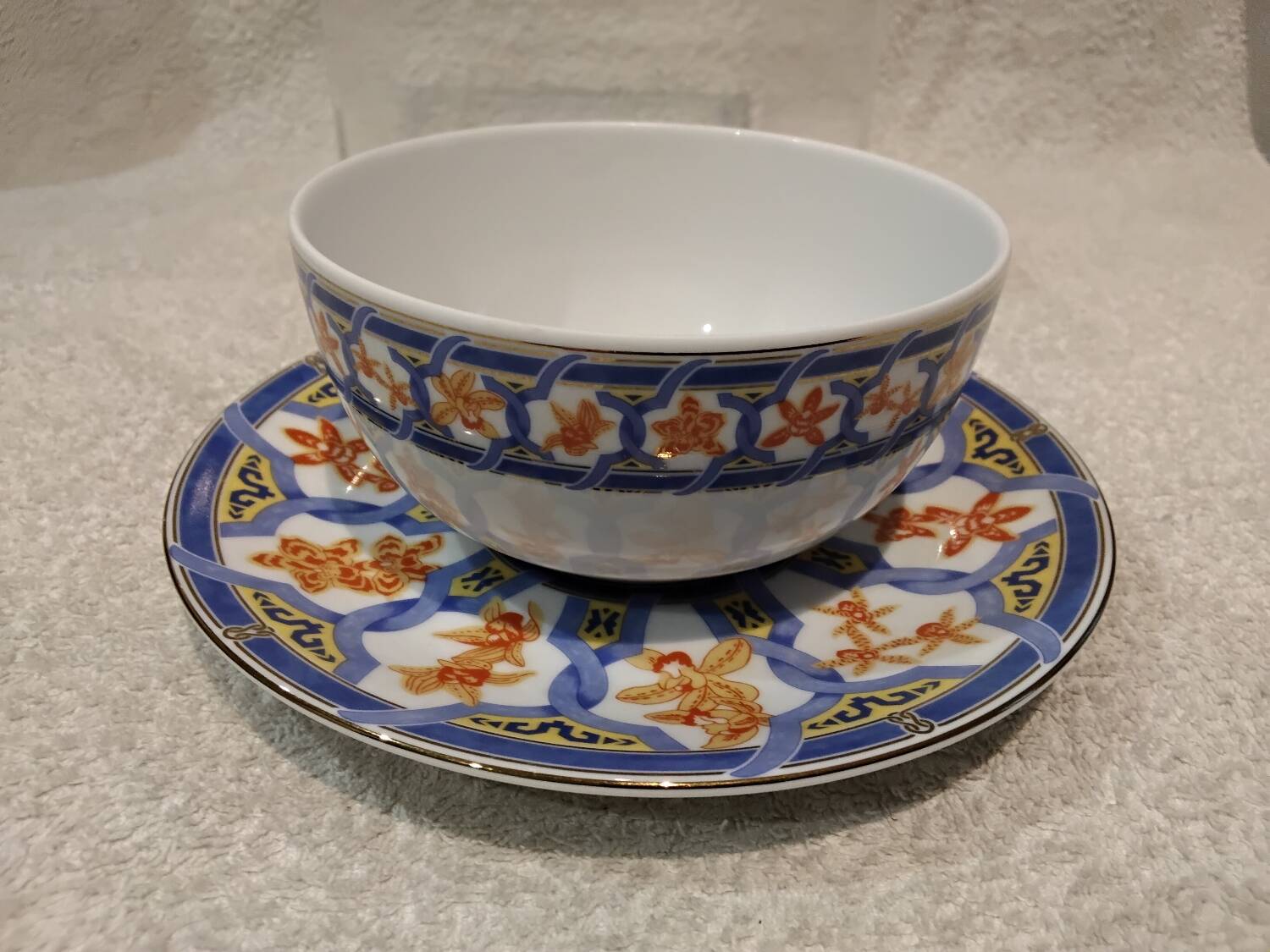 Tasse et sous tasse à dejeuner 35cl porcelaine Christofle ginkgo bleu