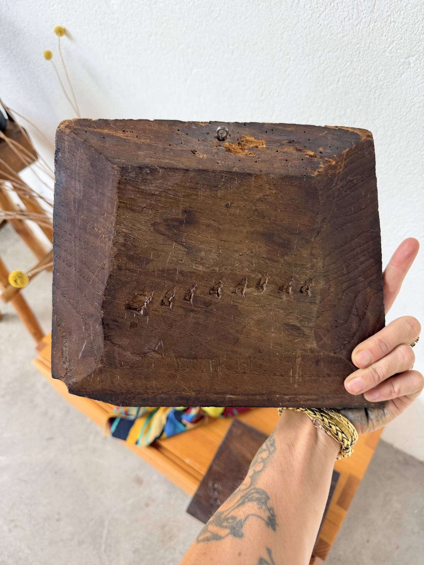 Sculpture gravée sur bois ancien 1900