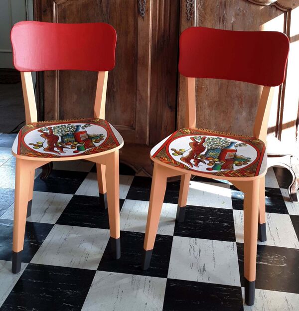 Paire de chaises de cuisine vintage entièrement relookées