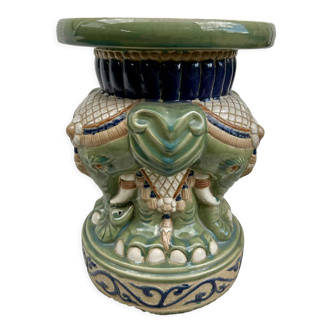 Round plant holder pair of elephant
