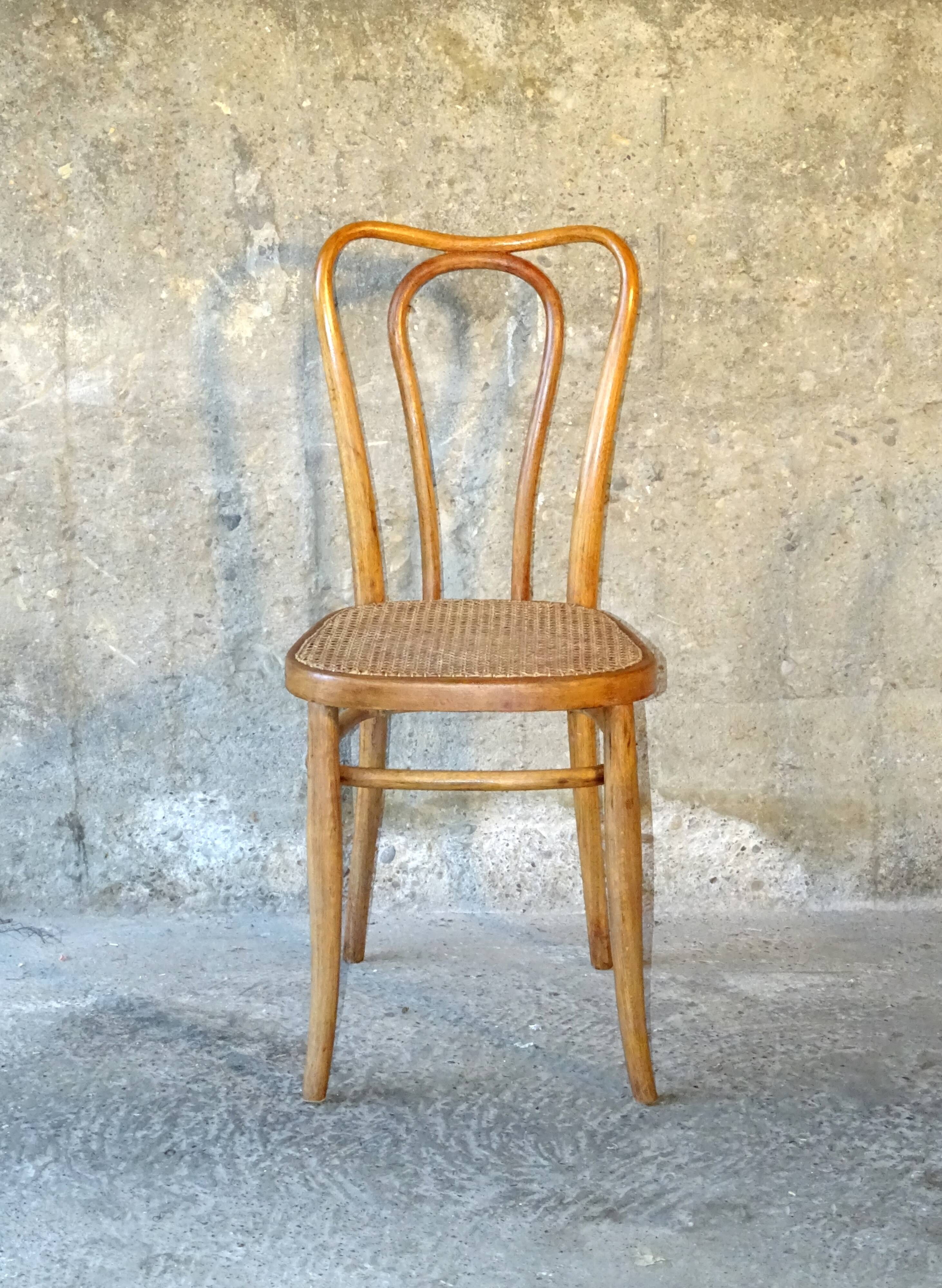 Set of 4 bistro chairs circa 1900, 2 Kohn, 2 Thonet