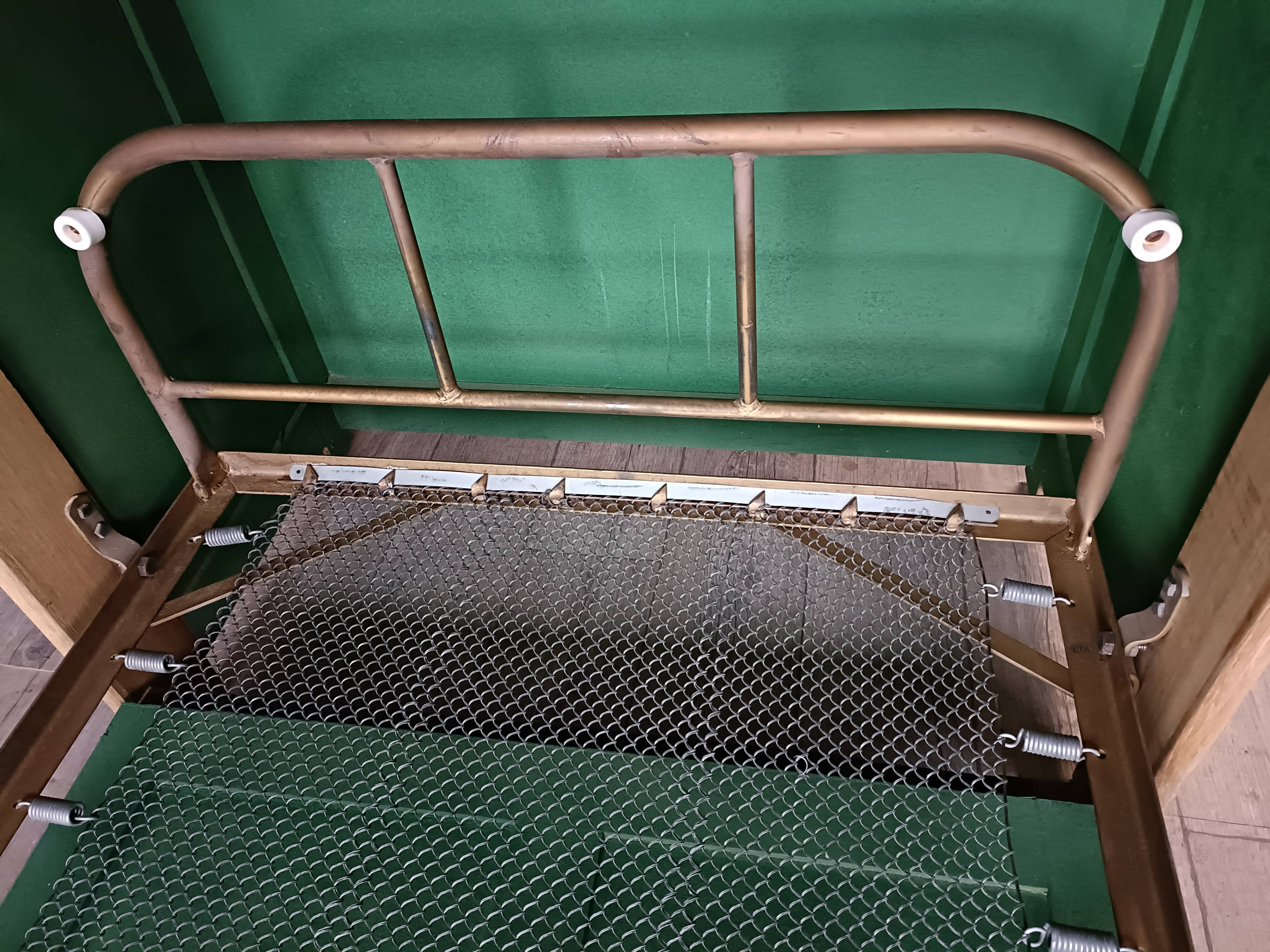 Renovated foldable bed