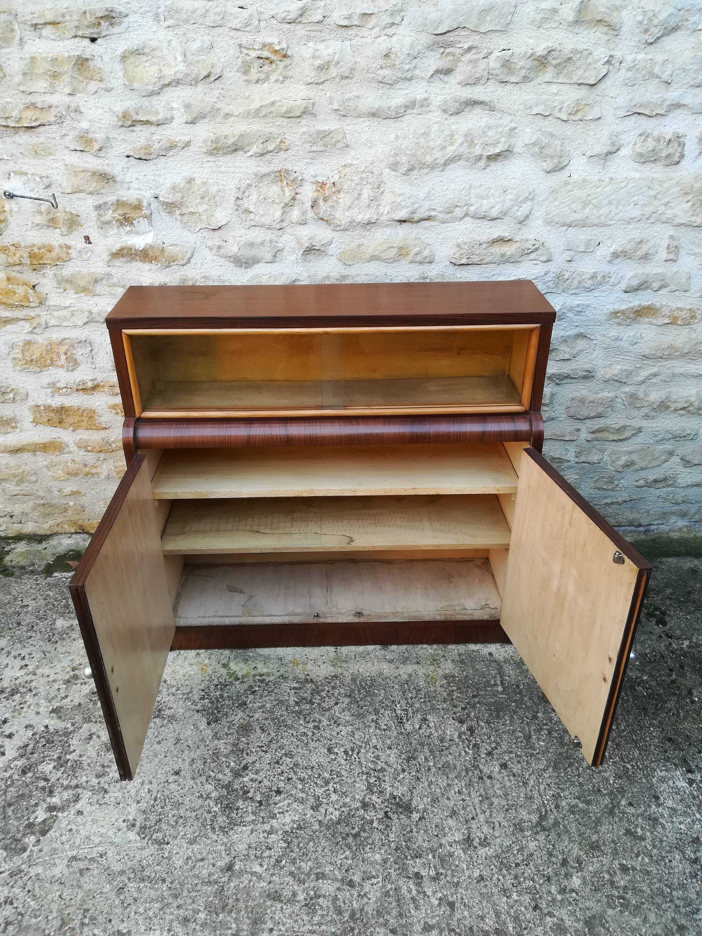 BAR SHOWCASE 50 YEARS