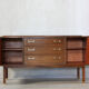 Enfilade en bois signée E-Gomme 1960s