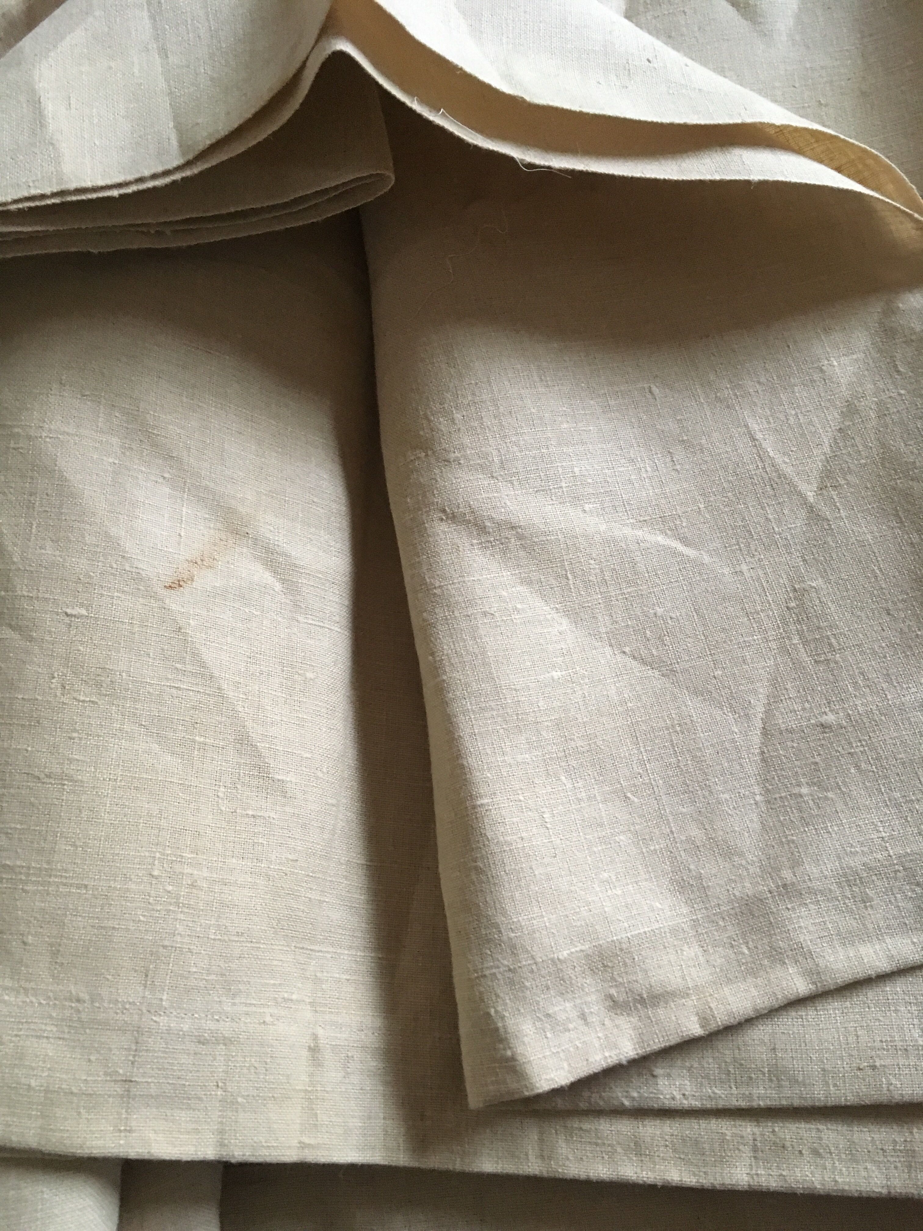 Gross linen tablecloth old