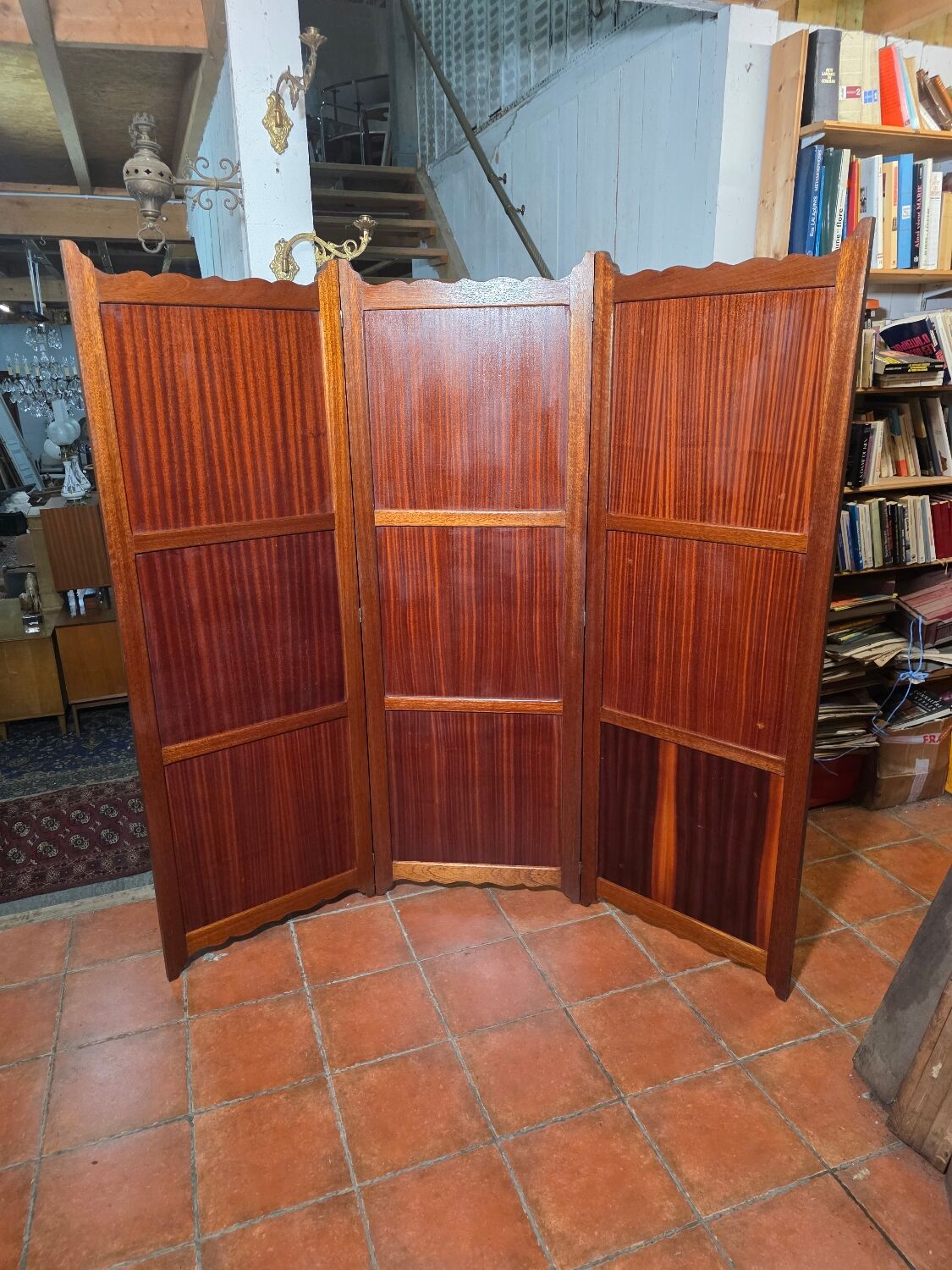 Three-panel screen in mahogany