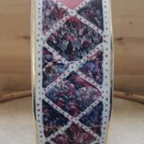 Vase tambourine floral decoration